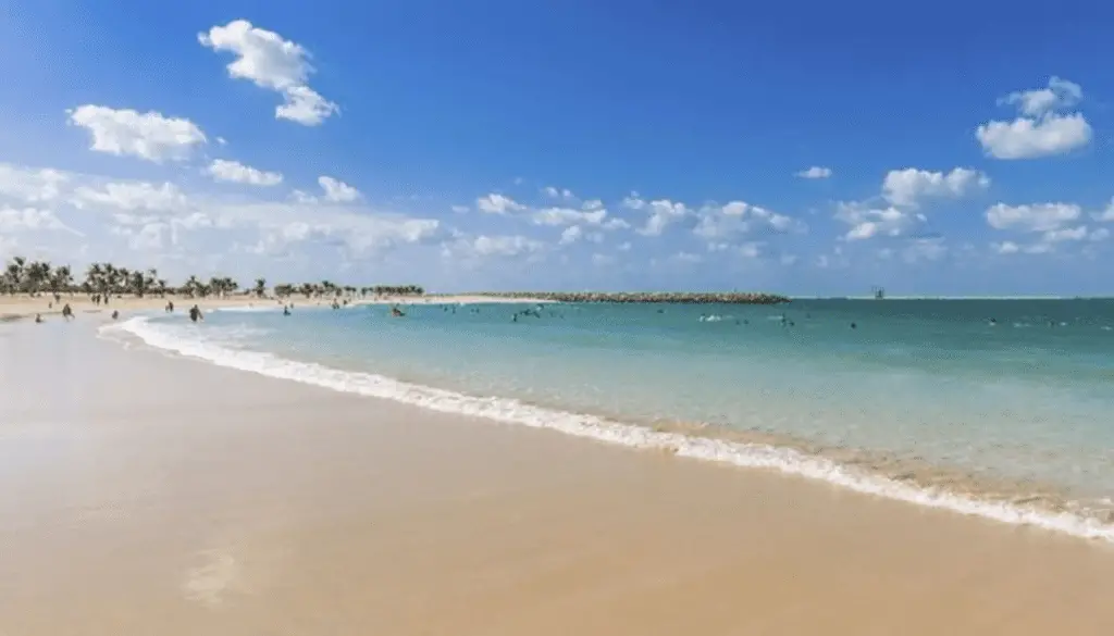 Al Mamzar Beach Park | Best Beaches In Dubai 