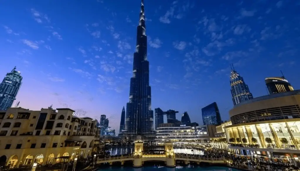 Burj Khalifa | Free Things To Do In Dubai