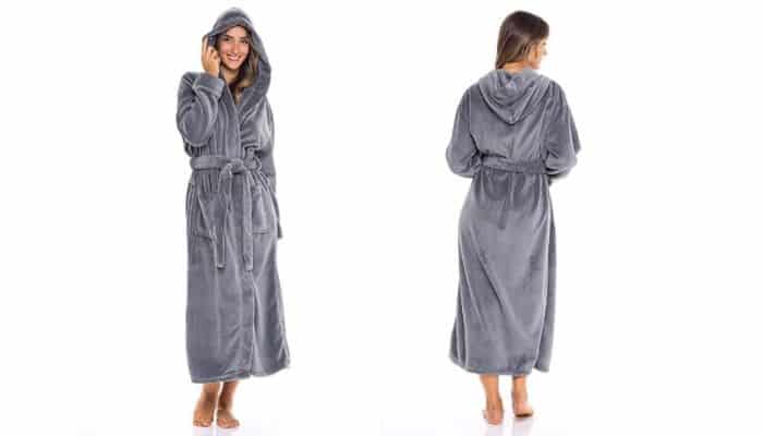 Womens Robe, Plush Fleece Hooded Bathrobe with Two Large Front Pockets By Alexander Del Rossa | Robes For Men And Women