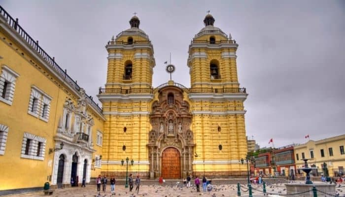 San Francisco | Best Sightseeing In Lima