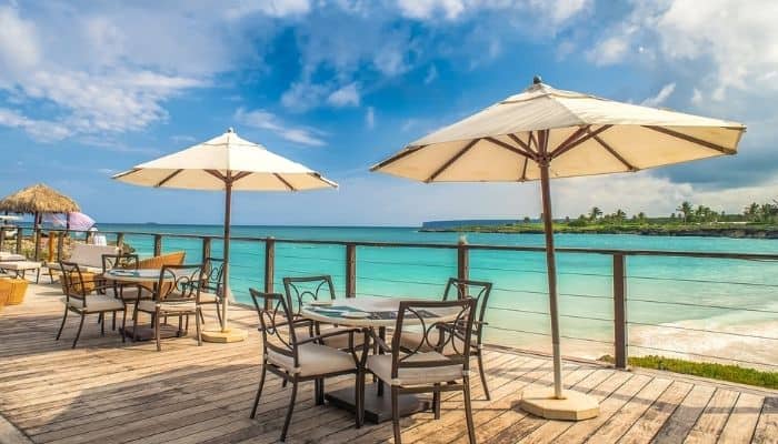 Best Restaurants on Grand Bahama Island | Grand Bahama Island's Best Restaurants | Restaurants and Beach Cafes on Grand Bahama Island
