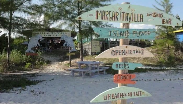 The Margarita Villa Sand Bar | Best Restaurants on Grand Bahama Island | Grand Bahama Island's Best Restaurants | Restaurants and Beach Cafes on Grand Bahama Island 