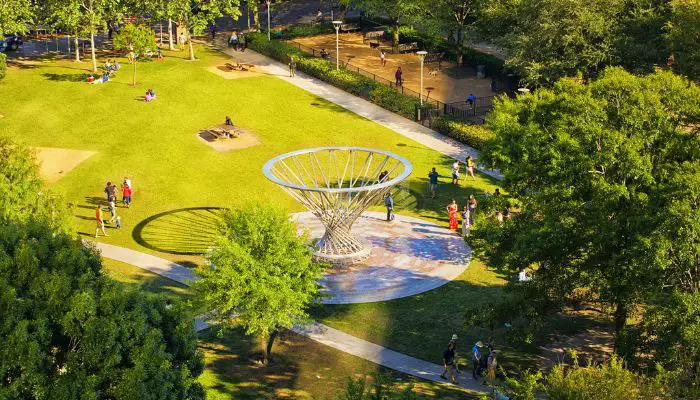 Discovery Green | Best Parks In Houston Texas